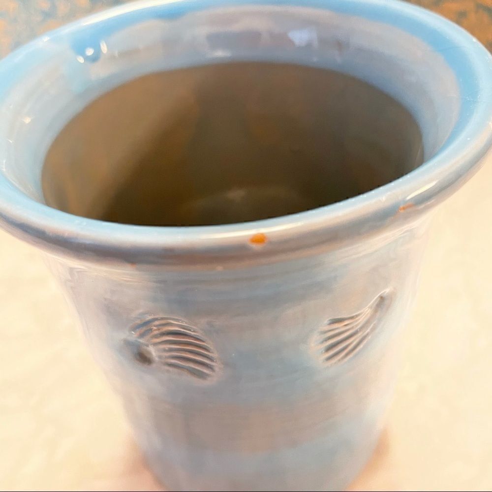 Starbucks Handmade Shell Design Mug - Picture 4 of 6